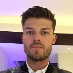 Meet your Posher, Stephen